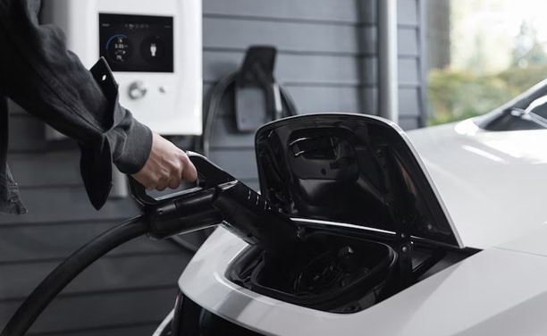 A city increasingly open to electricity