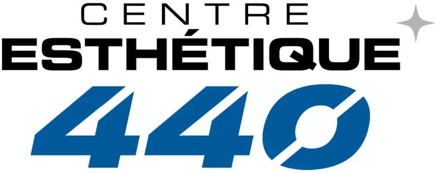 Logo du Centre Esthétique 440 en texte noir et bleu avec une étoile grise stylisée.